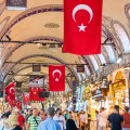 イスタンブールにある3つのバザールでショッピングを